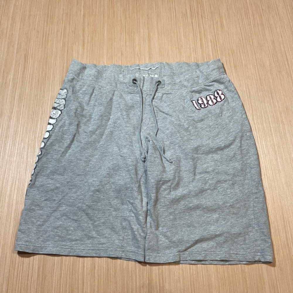 Arizona Jean Co Shorts Womens Large Gray Tahiti Island 1988 Graphic Sweat Shorts